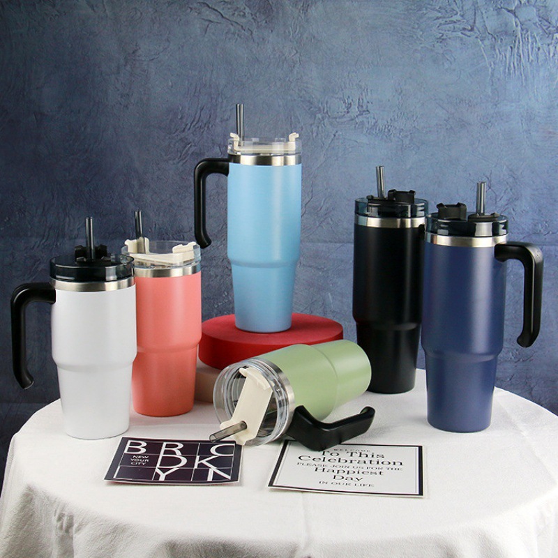 รับสกรีน แก้วเยติขนาด30oz เก็บความเย็นความร้อน รับสกรีนแก้ว โรงงานผลิตแก้วเยติ รับสกรีนโลโก้แก้ว รับยิงเลเซอร์แก้วเยติ