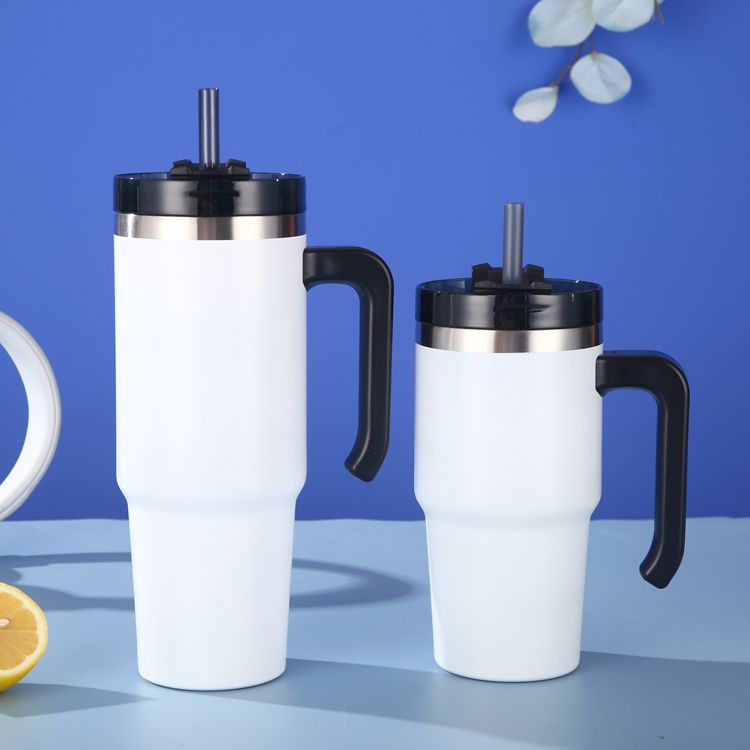 รับสกรีน แก้วเยติขนาด20oz เก็บความเย็นความร้อน รับสกรีนแก้ว โรงงานผลิตแก้วเยติ รับสกรีนโลโก้แก้ว รับยิงเลเซอร์แก้วเยติ