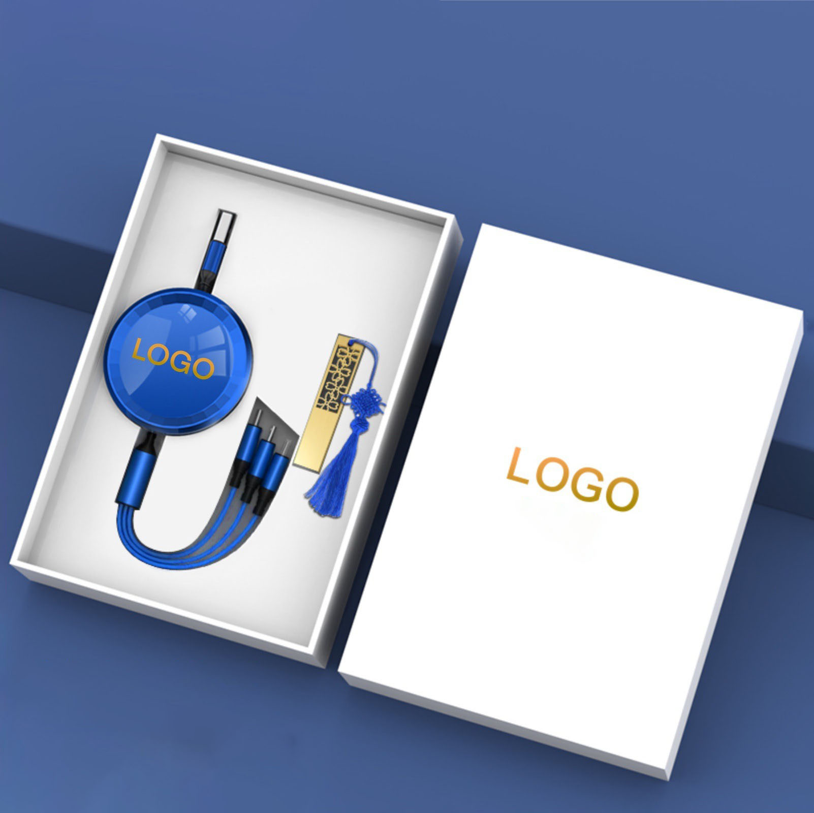 รับผลิต giftset หัวชาร์จ พร้อม สายชาร์จ3in1 พร้อมกล่อง รับสกรีนโลโก้สายชาร์ต ยืดได้ หดได้ พกพาสะดวก สายชาร์จ3หัว 