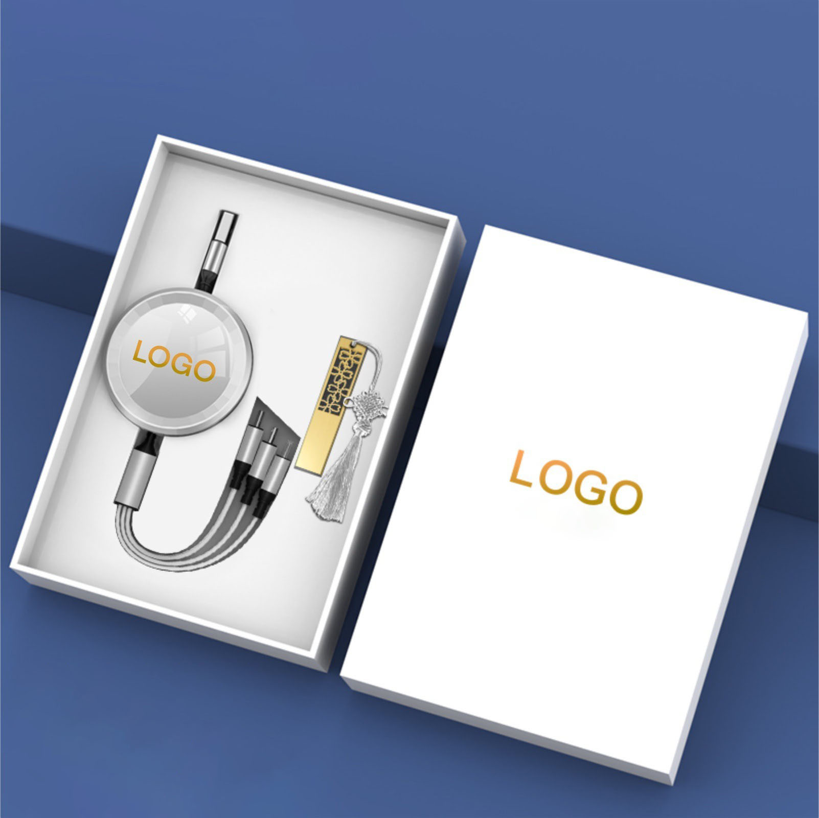 รับผลิต giftset หัวชาร์จ พร้อม สายชาร์จ3in1 พร้อมกล่อง รับสกรีนโลโก้สายชาร์ต ยืดได้ หดได้ พกพาสะดวก สายชาร์จ3หัว 
