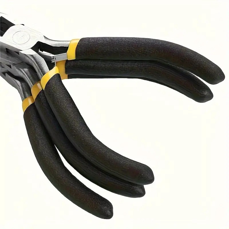 รับผลิตชุดเครื่องมือคีม ไขควง แบบพกพา Tool kit เครื่องมือช่าง ของแจก รับสกรีนโลโก้ เครื่องมือช่าง ชุดไขควง ของแจกของแถม ของพรีเมี่ยม รับยิงเลเซอร์