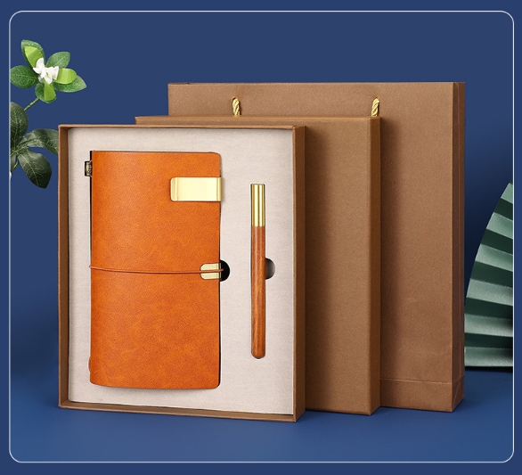 ชุดของขวัญ ของแจกบริษัท ชุดเซ็ทรับไหว้ ชุดเช็ทสมุด+ปากกา รวมกล่องgiftset