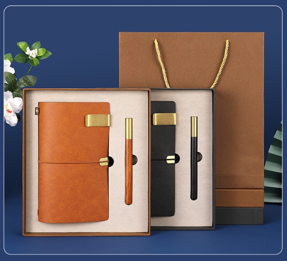 ชุดของขวัญ ของแจกบริษัท ชุดเซ็ทรับไหว้ ชุดเช็ทสมุด+ปากกา รวมกล่องgiftset