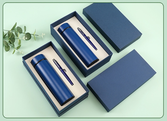 ชุดของขวัญ ของแจกบริษัท ชุดเซ็ทรับไหว้ ชุดเช็ทกระบอกน้ำ+ปากกา รวมกล่องgiftset