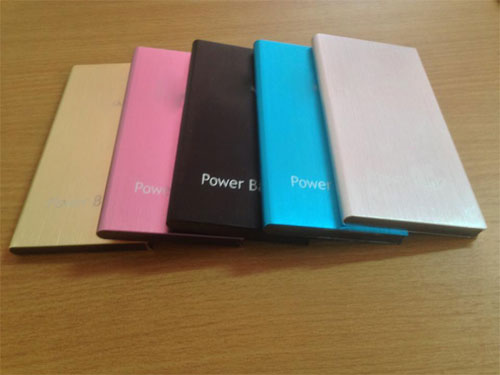 แบตเตอรี่สำรอง 20000 mAh Power Bank 20000 mAh รุ่น A020