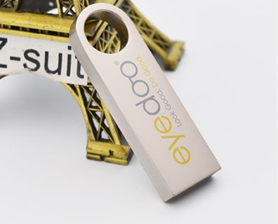 รับผลิต สกรีน แฟลชไดร์ฟ (FLASH DRIVE) พร้อมสกรีนโลโก้