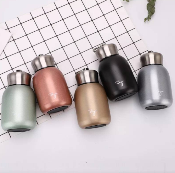 รับสกรีน กระติกน้ำสแตนเลส เก็บความร้อน-ความเย็น สูญญากาศ 300ML ทรงขวดมีห่วงจับ กระติกน้ำ เก็บอุณหภูมิ กระบอกนำ้