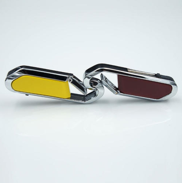 รับผลิต สกรีน แฟลชไดร์ฟ (FLASH DRIVE) พร้อมสกรีนโลโก้