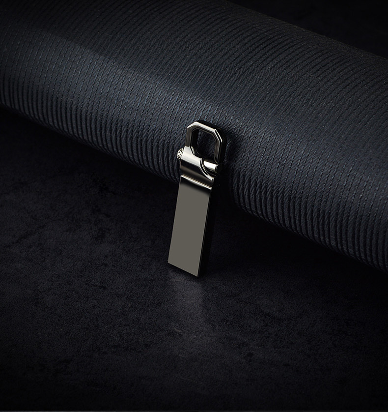 รับผลิต สกรีน แฟลชไดร์ฟ (FLASH DRIVE) พร้อมสกรีนโลโก้