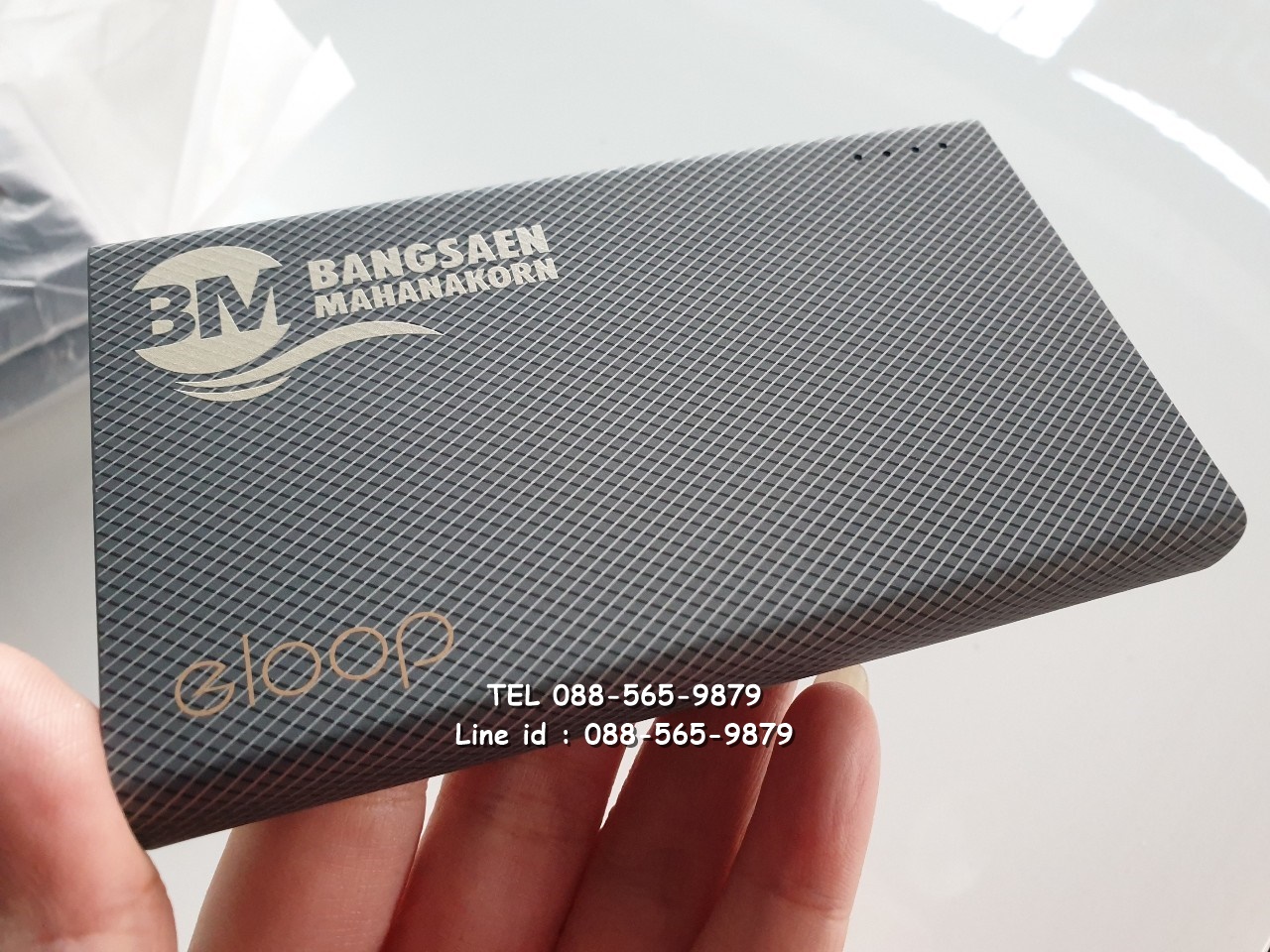 รับสกรีน powerbank แบตสำรอง รุ่น eloop e12 ลายเคฟล่า และ ลายไม้