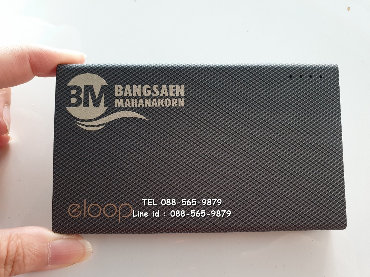 รับสกรีน powerbank แบตสำรอง รุ่น eloop e12 ลายเคฟล่า และ ลายไม้
