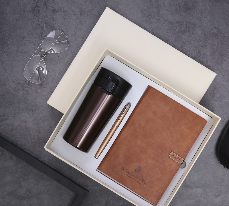 ชุดของขวัญ ของแจกบริษัท ชุดเซ็ทรับไหว้ ชุดเช็ทสมุด ปากกา รวมกล่องgiftset