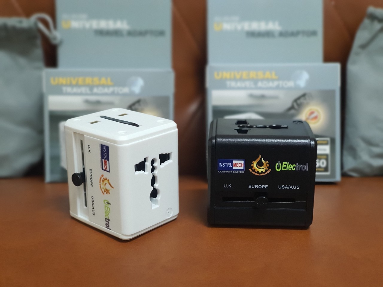 รับสกรีน Universal Adapter All in Oneปลั๊กไฟ Dual USB ใช้ได้ทั่วโลก US/UK/EU/AUปลั๊กไฟใช้ได้ทั่วโลกมากกว่า150ประเทศ