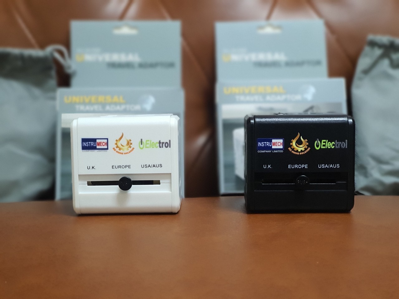 รับสกรีน Universal Adapter All in Oneปลั๊กไฟ Dual USB ใช้ได้ทั่วโลก US/UK/EU/AUปลั๊กไฟใช้ได้ทั่วโลกมากกว่า150ประเทศ