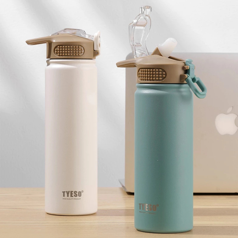 TYESO ขวดน้ำสแตนเลสแบบพกพา ฉนวนสุญญากาศ พร้อมหลอด ขนาด 530 ml 750 ml ขวดน้ำกีฬา แก้วเก็บอุณหภูมิ