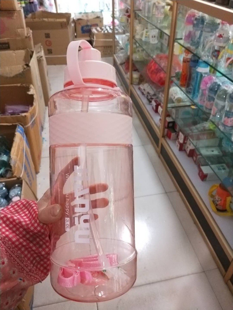ขวดน้ำ3ลิตร 4ลิตร มีสายห้อย รับสกรีน รับผลิตแก้วพลาสติก แก้วน้ำ กระบอกน้ำนักกีฬา รับสกรีนโลโก้กระบอกน้ำ