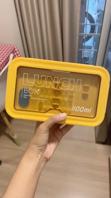 กล่องข้าว 2 ช่อง ขนาด 1100 ml.พร้อมช้อนส้อม
