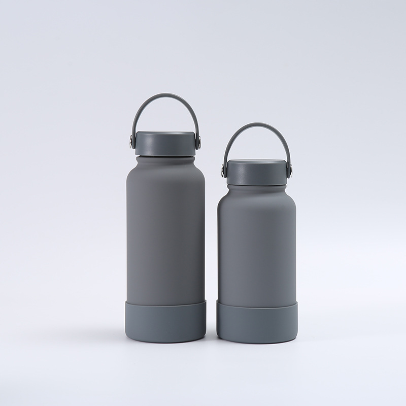 กระบอกน้ำ แก้วเก็บความร้อน-เย็น สแตนเลส 304 ความจุ 650ml