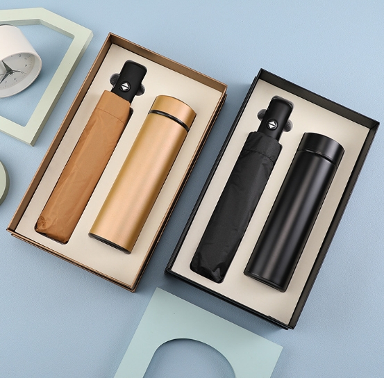รับสกรีน รับผลิต ชุดของขวัญ ชุดกิ๊ฟเซ็ต giftset กระบอกน้ำ+ร่ม