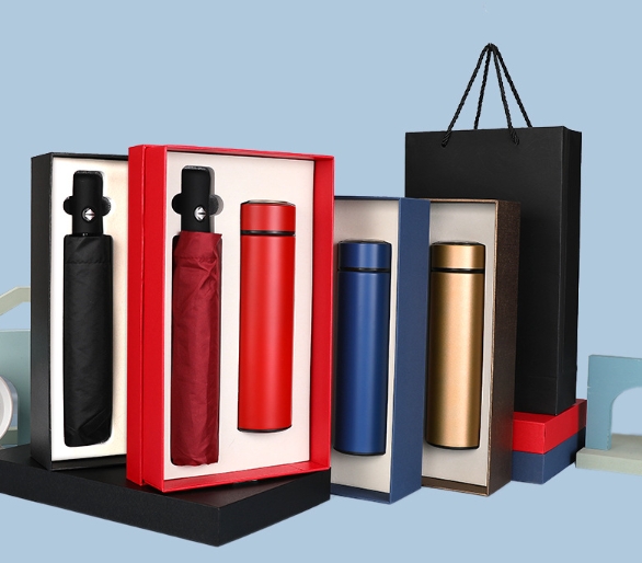 รับสกรีน รับผลิต ชุดของขวัญ ชุดกิ๊ฟเซ็ต giftset กระบอกน้ำ+ร่ม