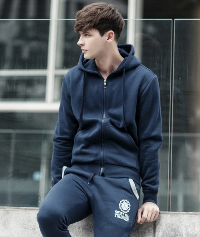 รับผลิตเสื้อยืดฮู้ดแขนยาว เสื้อทีม เสื้อทำงาน เสื้อร้าน เสื้อออกกำลังกาย รับสกรีนเสื้อ รับทำเสื้อทีม รับทำชุดยูนิฟอร์ม
