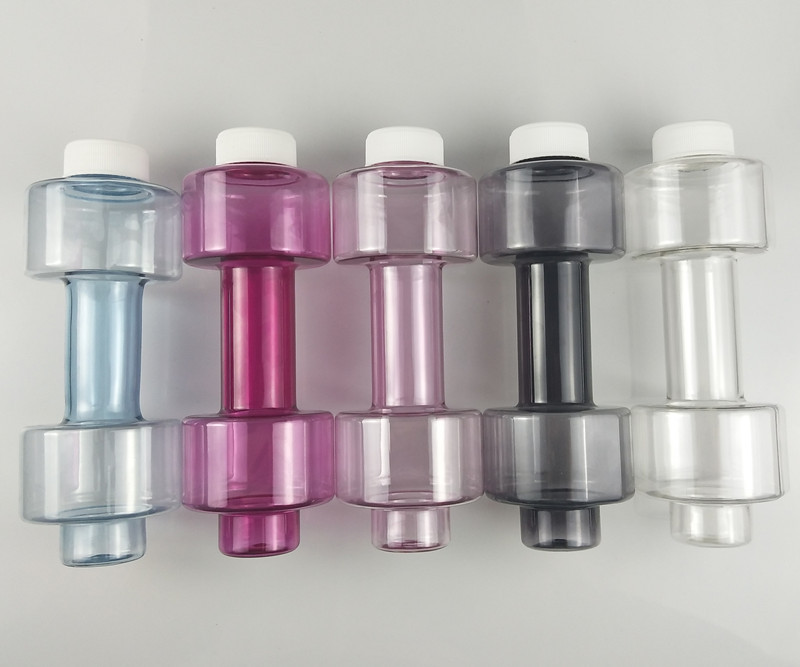 กระบอกใส่น้ำดัมเบล ดัมเบล ขวดน้ํารูปทรงดัมเบลขนาด 500 ml รับสกรีน รับผลิตแก้วพลาสติก แก้วน้ำ กระบอกน้ำนักกีฬา รับสกรีนโลโก้กระบอกน้ำ