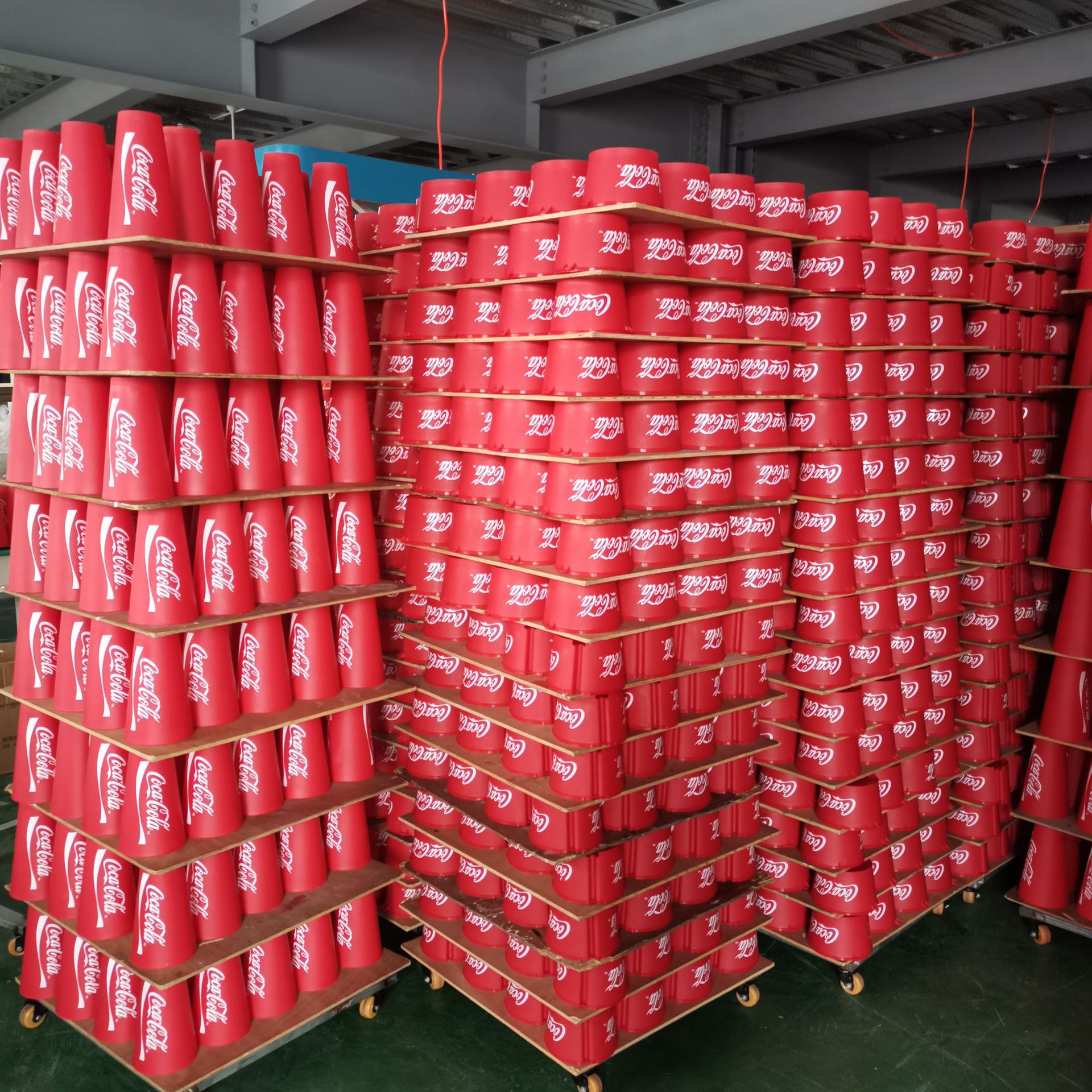 รับผลิตแก้วพลาสติก แก้วโค้ก แก้วแปปซี่ pepsi แก้วป๊อปคอร์น แก้วเอนกประสงค์ ขาด 32oz