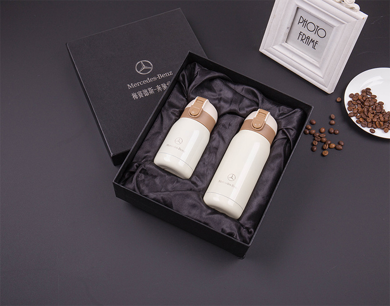 รับสกรีน รับผลิต ชุดของขวัญ ชุดกิ๊ฟเซ็ต giftset กระบอกน้ำ