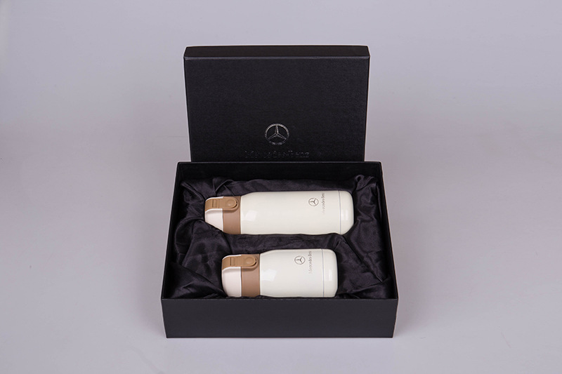 รับสกรีน รับผลิต ชุดของขวัญ ชุดกิ๊ฟเซ็ต giftset กระบอกน้ำ