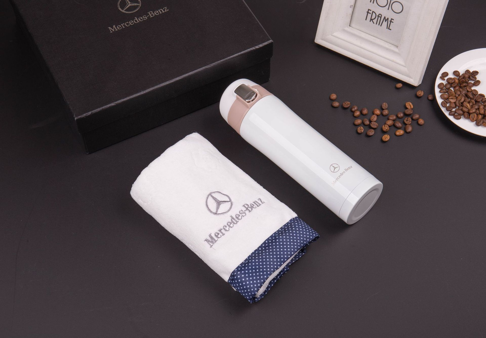 รับสกรีน รับผลิต ชุดของขวัญ ชุดกิ๊ฟเซ็ต giftset กระบอกน้ำ