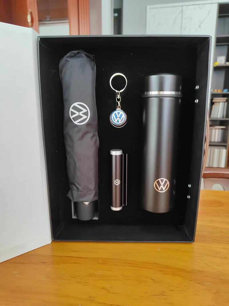รับสกรีน รับผลิต ชุดของขวัญ ชุดกิ๊ฟเซ็ต giftset กระบอกน้ำ
