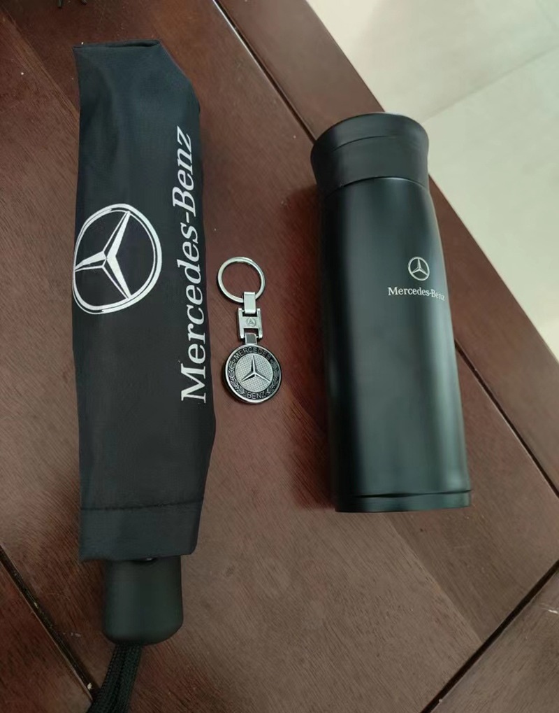 รับสกรีน รับผลิต ชุดของขวัญ ชุดกิ๊ฟเซ็ต giftset กระบอกน้ำ ร่ม พวงกุญแจ