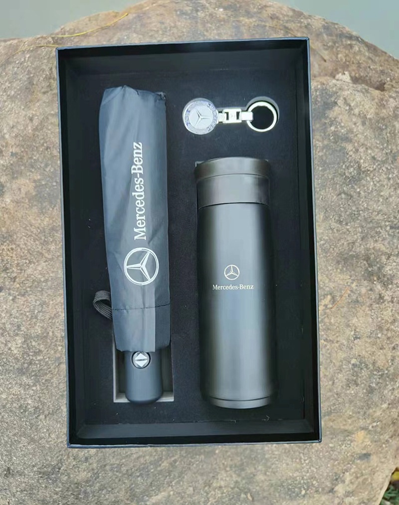 รับสกรีน รับผลิต ชุดของขวัญ ชุดกิ๊ฟเซ็ต giftset กระบอกน้ำ ร่ม พวงกุญแจ