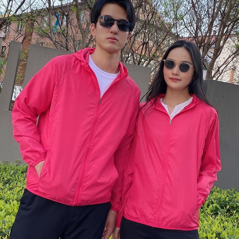 รับผลิตเสื้อคลุม เสื้อกันแดด ยืดแขนยาว เสื้อทีม เสื้อทำงาน เสื้อร้าน เสื้อออกกำลังกาย รับสกรีนเสื้อ รับทำเสื้อทีม รับทำชุดยูนิฟอร์ม