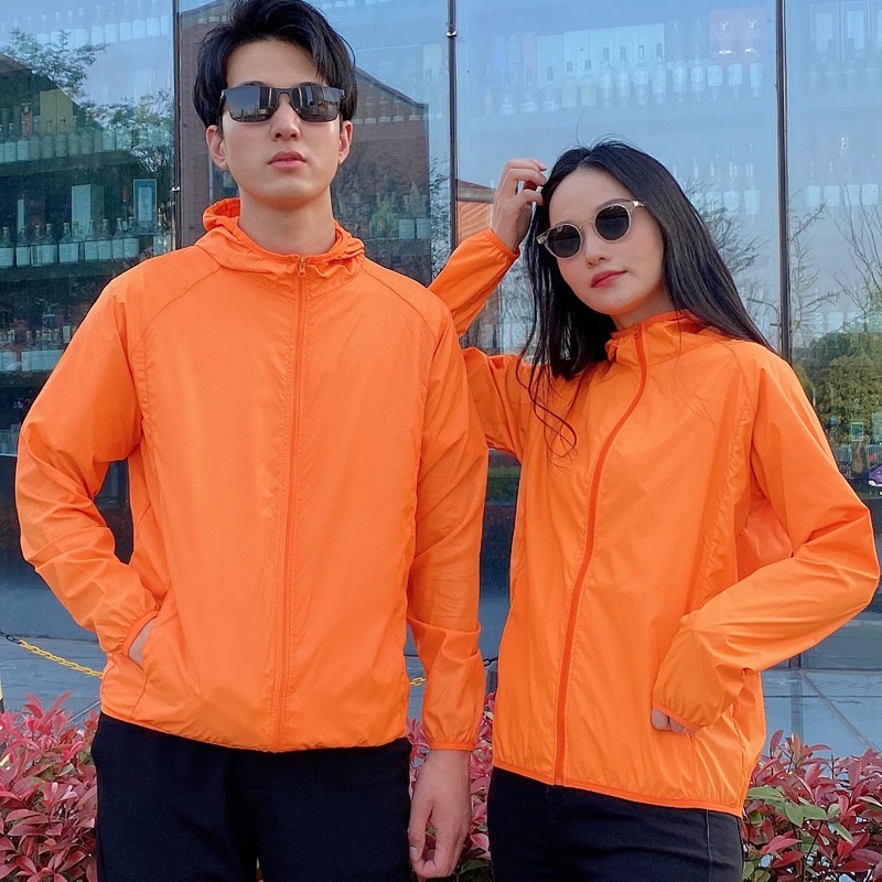 รับผลิตเสื้อคลุม เสื้อกันแดด ยืดแขนยาว เสื้อทีม เสื้อทำงาน เสื้อร้าน เสื้อออกกำลังกาย รับสกรีนเสื้อ รับทำเสื้อทีม รับทำชุดยูนิฟอร์ม