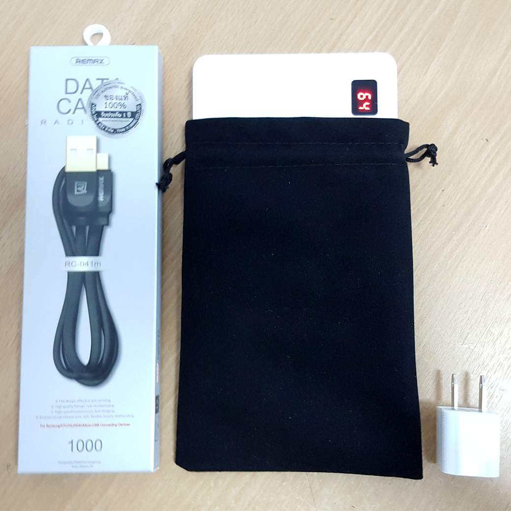 Remax Proda Power bank แบตสำรอง 30000 mAh 4USB+ของแถม3รายการ ซอง-สายชาร์ต-หัวชารต