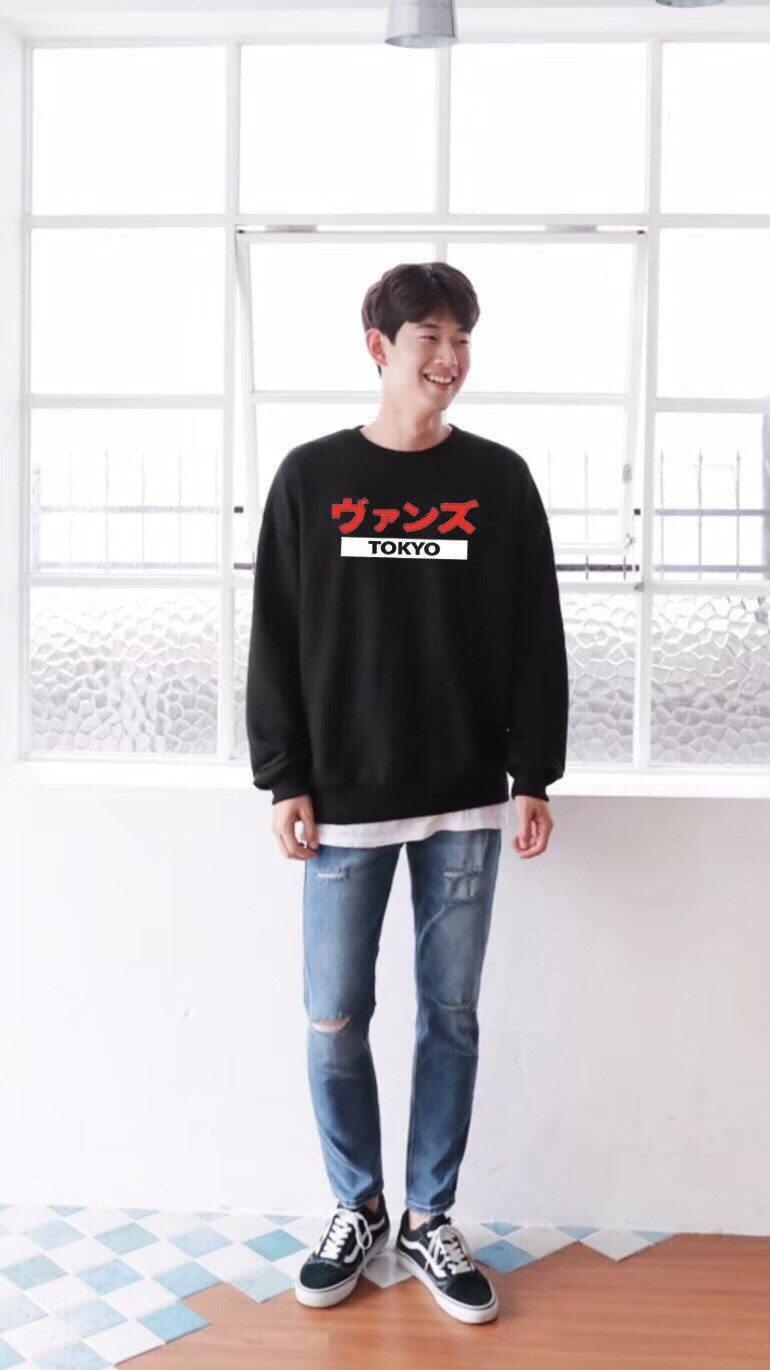 รับผลิตเสื้อแขนยาว เสื้อทีม เสื้อทำงาน เสื้อร้าน เสื้อออกกำลังกาย รับสกรีนเสื้อ รับทำเสื้อทีม รับทำชุดยูนิฟอร์ม