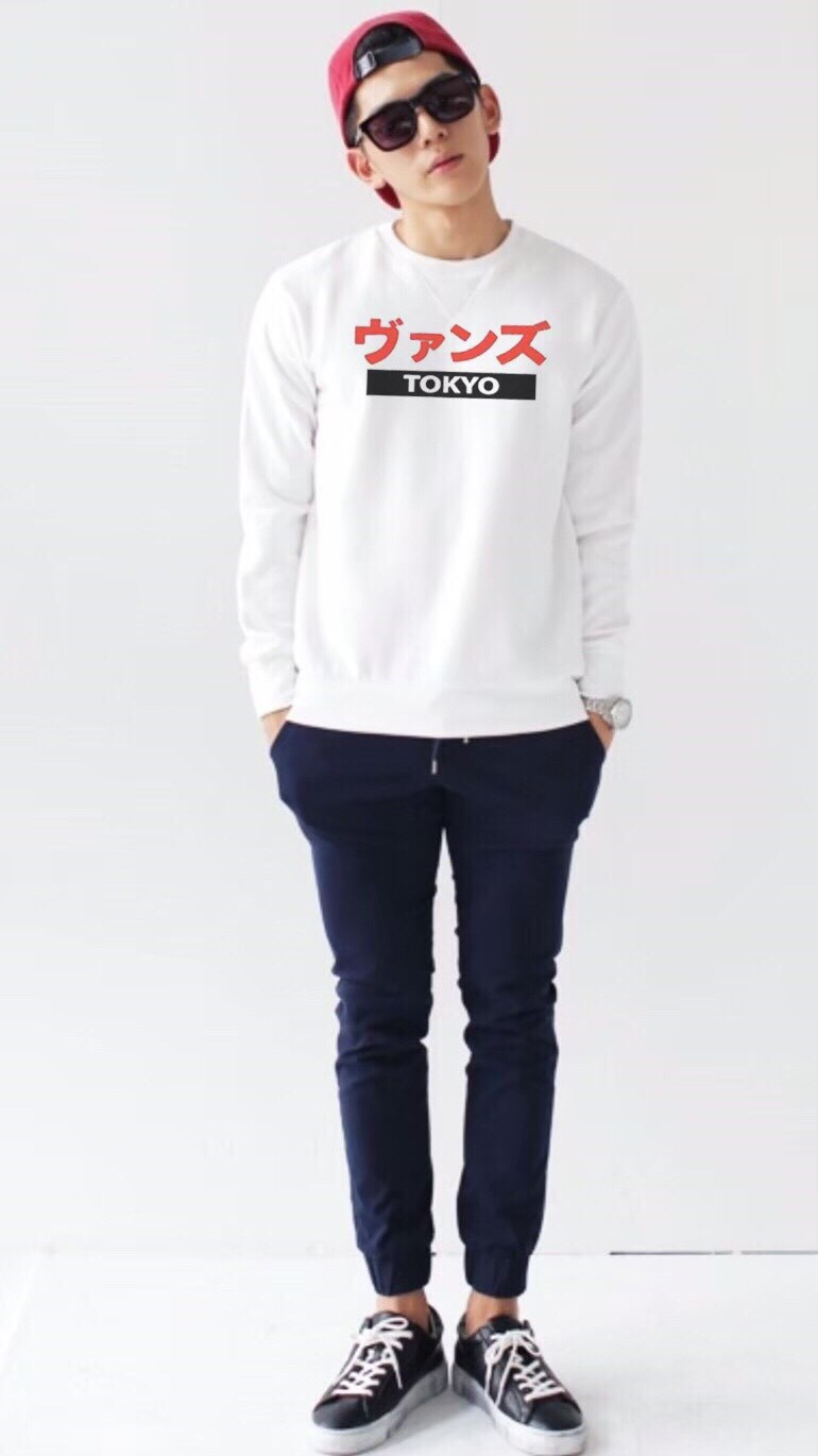 รับผลิตเสื้อแขนยาว เสื้อทีม เสื้อทำงาน เสื้อร้าน เสื้อออกกำลังกาย รับสกรีนเสื้อ รับทำเสื้อทีม รับทำชุดยูนิฟอร์ม