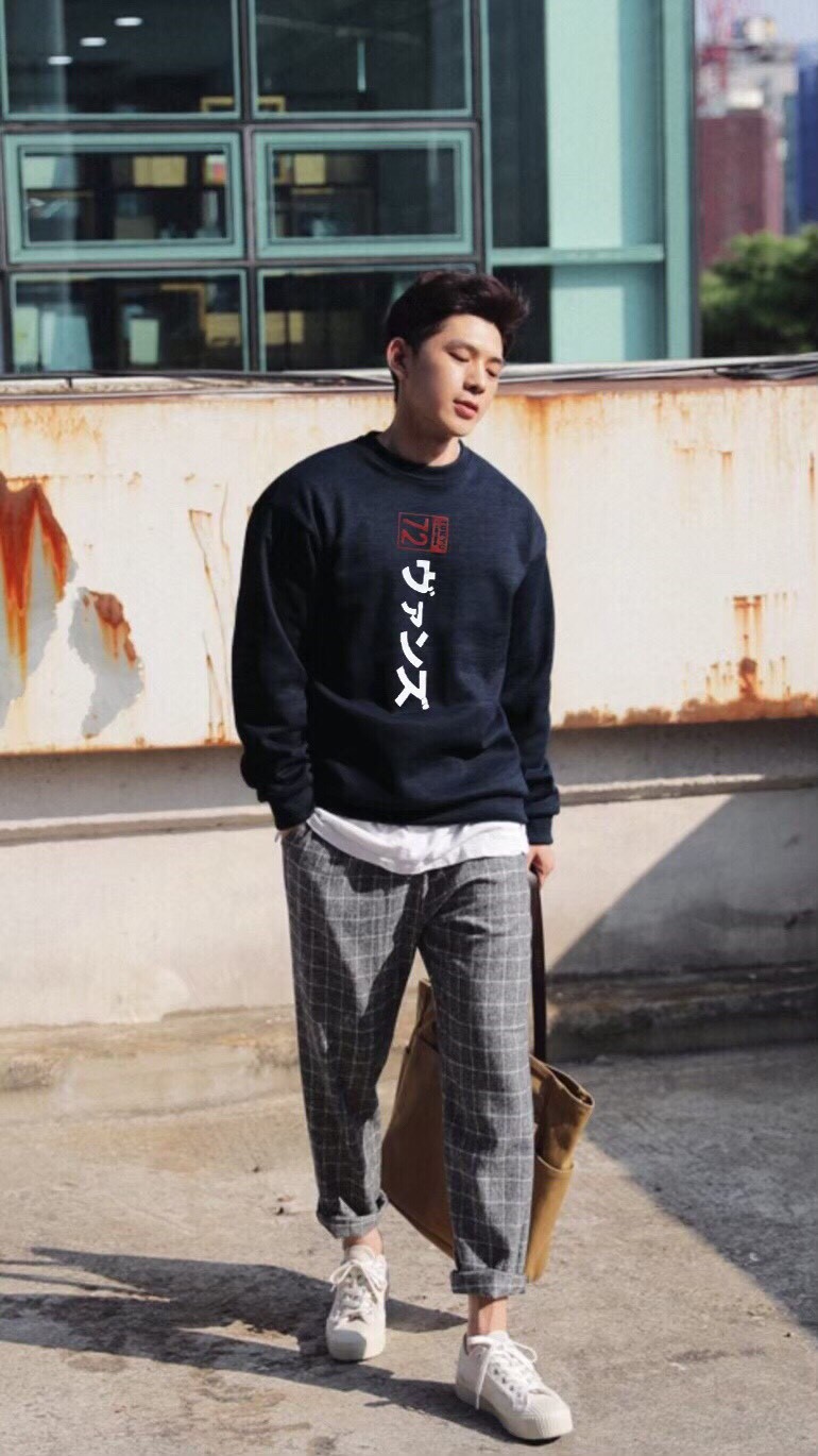รับผลิตเสื้อแขนยาว เสื้อทีม เสื้อทำงาน เสื้อร้าน เสื้อออกกำลังกาย รับสกรีนเสื้อ รับทำเสื้อทีม รับทำชุดยูนิฟอร์ม