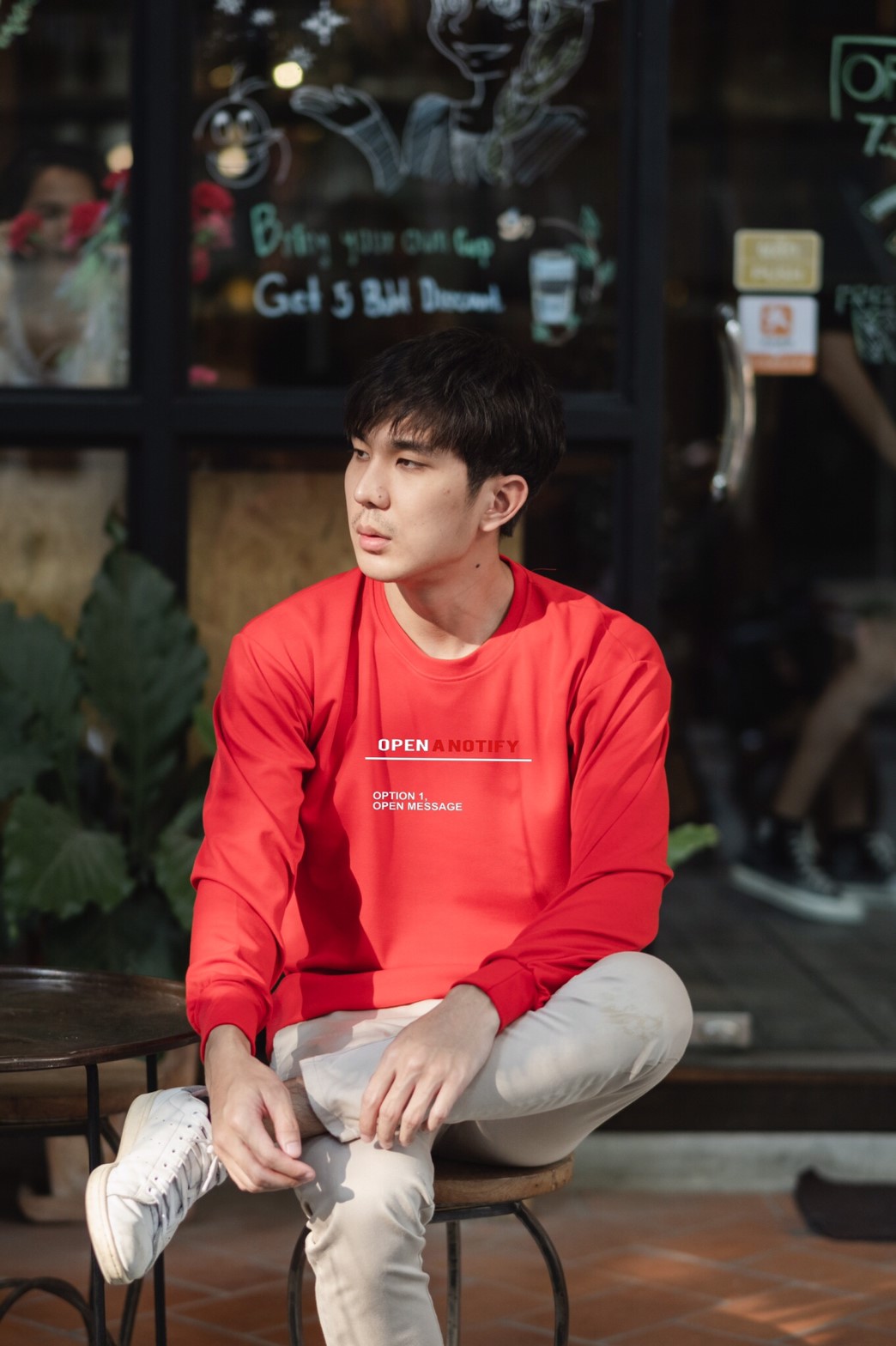 รับผลิตเสื้อแขนยาว เสื้อทีม เสื้อทำงาน เสื้อร้าน เสื้อออกกำลังกาย รับสกรีนเสื้อ รับทำเสื้อทีม รับทำชุดยูนิฟอร์ม