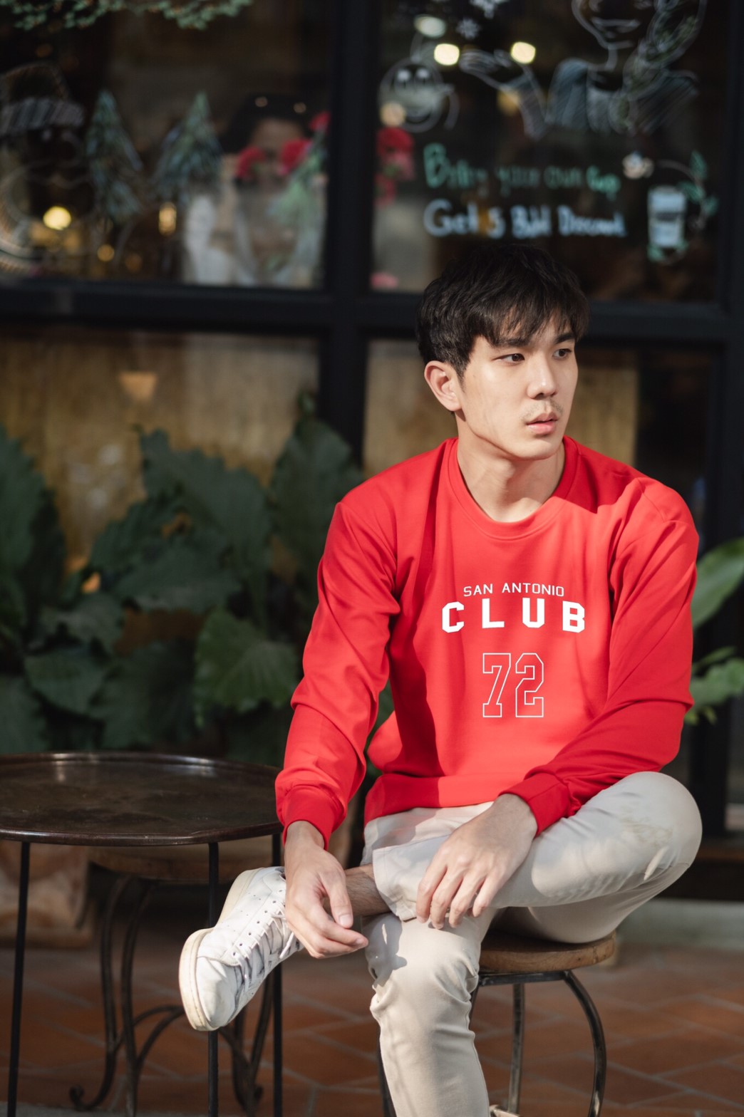 รับผลิตเสื้อแขนยาว เสื้อทีม เสื้อทำงาน เสื้อร้าน เสื้อออกกำลังกาย รับสกรีนเสื้อ รับทำเสื้อทีม รับทำชุดยูนิฟอร์ม