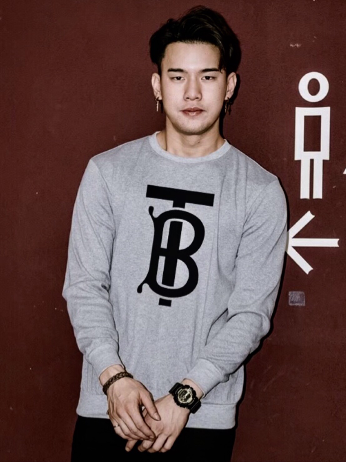 รับผลิตเสื้อแขนยาว เสื้อทีม เสื้อทำงาน เสื้อร้าน เสื้อออกกำลังกาย รับสกรีนเสื้อ รับทำเสื้อทีม รับทำชุดยูนิฟอร์ม