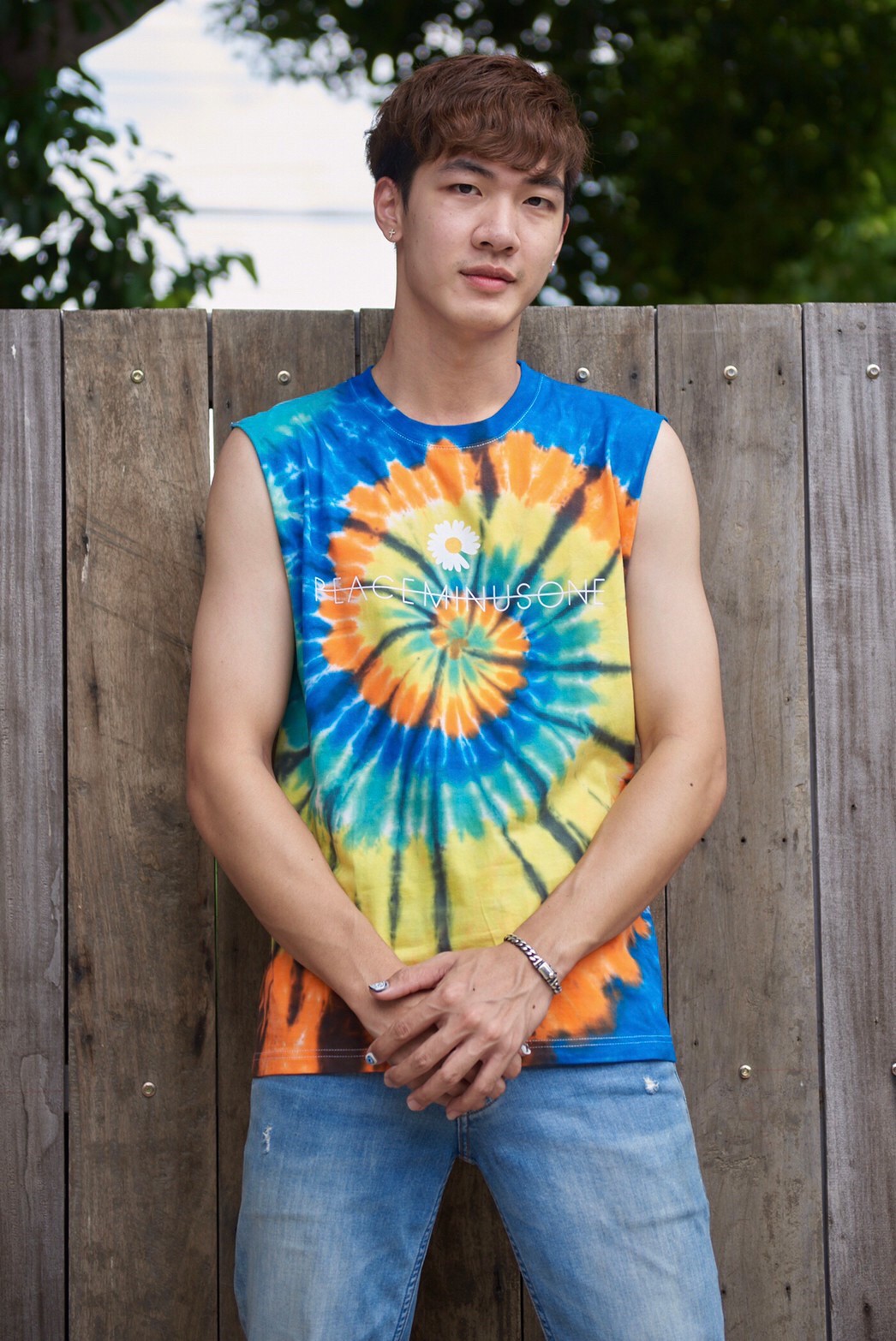 รับผลิตเสื้อแขนกุดมัดย้อม เสื้อทีม เสื้อทำงาน เสื้อร้าน เสื้อออกกำลังกาย รับสกรีนเสื้อ รับทำเสื้อทีม รับทำชุดยูนิฟอร์ม