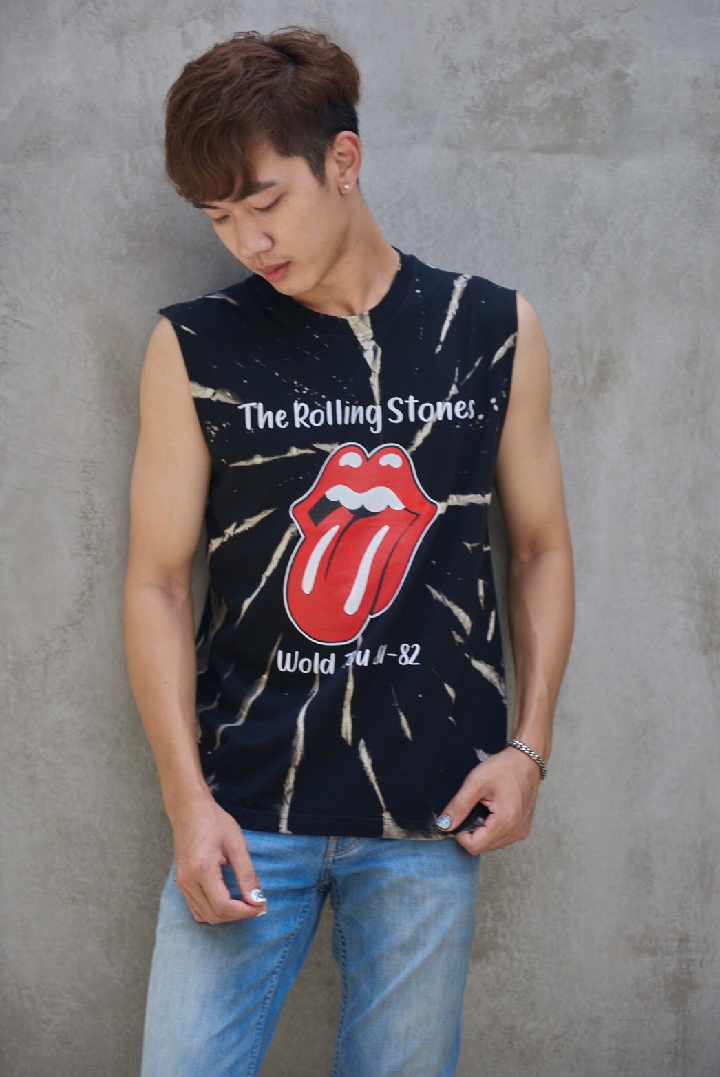 รับผลิตเสื้อแขนกุดมัดย้อม เสื้อทีม เสื้อทำงาน เสื้อร้าน เสื้อออกกำลังกาย รับสกรีนเสื้อ รับทำเสื้อทีม รับทำชุดยูนิฟอร์ม