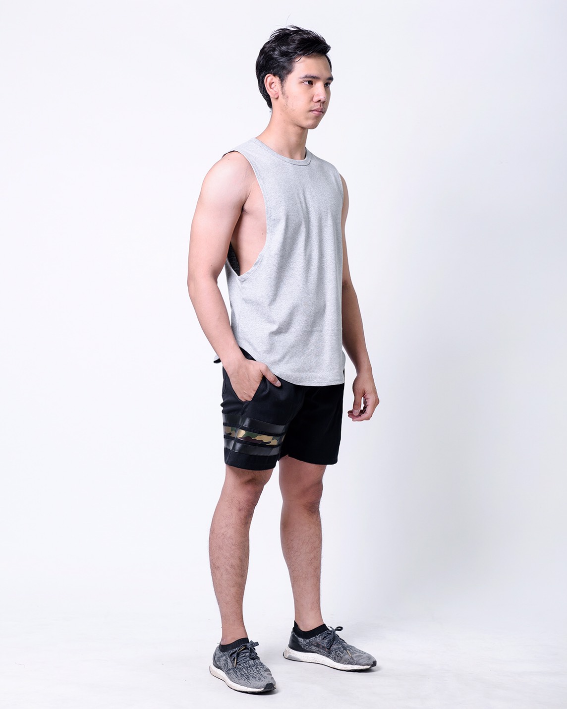 รับผลิตเสื้อกล้าม เสื้อออกกำลังกาย รับสกรีนเสื้อ รับทำเสื้อทีม รับทำชุดยูนิฟอร์ม