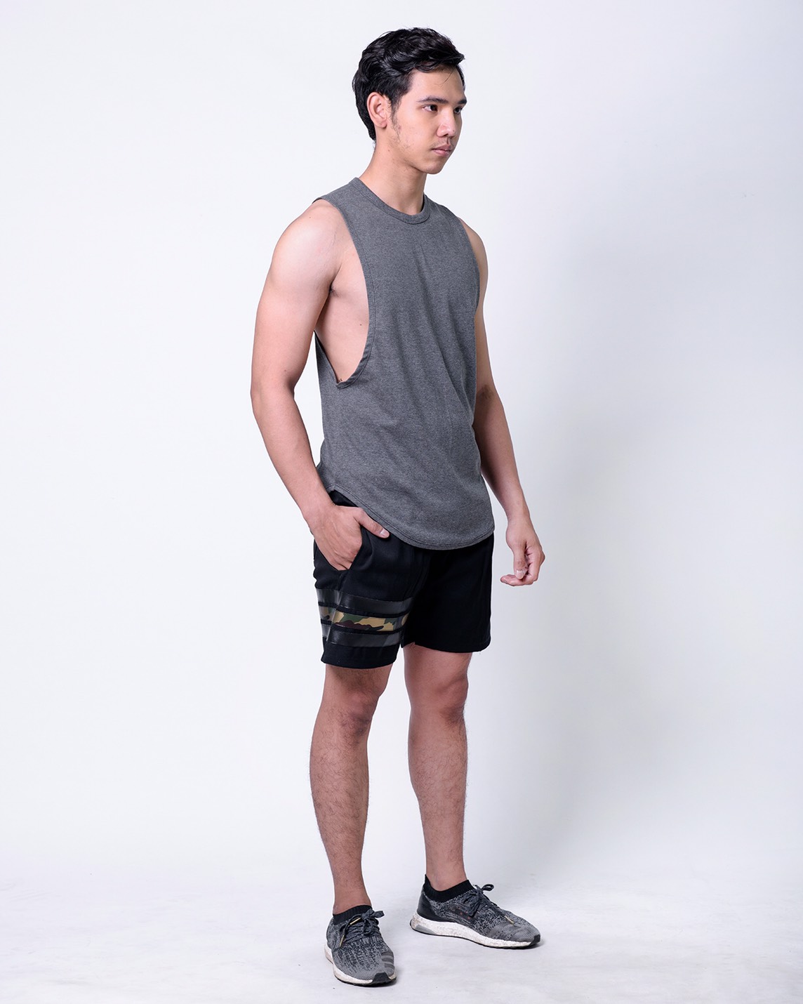 รับผลิตเสื้อกล้าม เสื้อออกกำลังกาย รับสกรีนเสื้อ รับทำเสื้อทีม รับทำชุดยูนิฟอร์ม