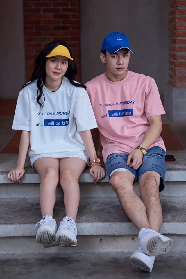 รับผลิตเสื้อยืด เสื้อทีม เสื้อทำงาน เสื้อร้าน เสื้อออกกำลังกาย รับสกรีนเสื้อ รับทำเสื้อทีม รับทำชุดยูนิฟอร์ม