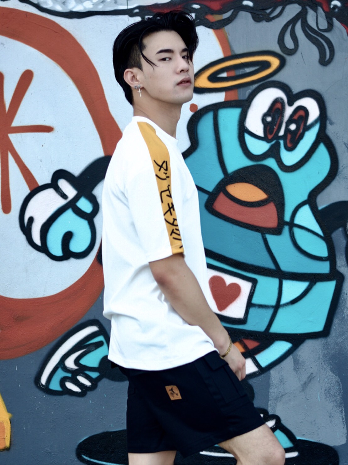 รับผลิตเสื้อยืด เสื้อทีม เสื้อทำงาน เสื้อร้าน เสื้อออกกำลังกาย รับสกรีนเสื้อ รับทำเสื้อทีม รับทำชุดยูนิฟอร์ม