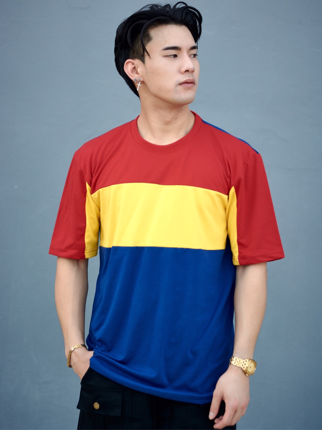 รับผลิตเสื้อยืด เสื้อทีม เสื้อทำงาน เสื้อร้าน เสื้อออกกำลังกาย รับสกรีนเสื้อ รับทำเสื้อทีม รับทำชุดยูนิฟอร์ม