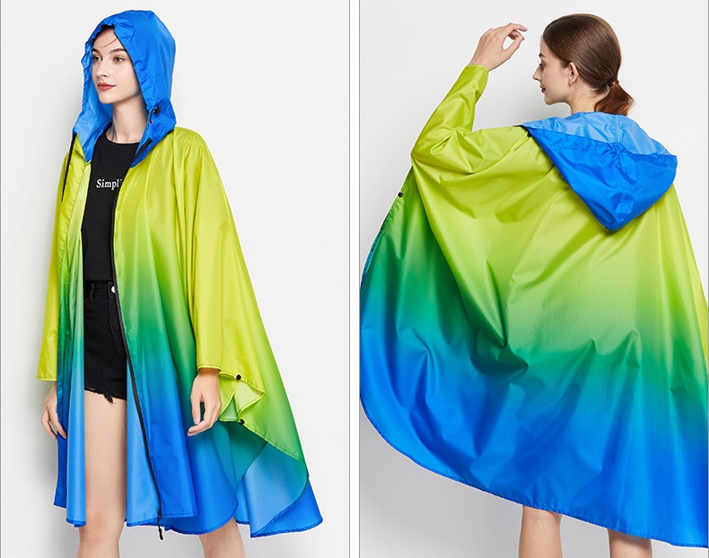 รับผลิตเสื้อกันฝนสีรุ้ง เสื้อกันฝนสายรุ้ง ดีไซน์สวย สกรีนชื่อหรือโลโก้ต่างๆ ได้ตามต้องการ ทำเป็นของพรีเมี่ยม ของที่ระลึก ของขวัญ งานสัมมนา
